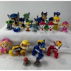 Lot‎ Of 21 Pieces Paw Patrol Mixed Characters Figures Chase Rubble Various Sizes